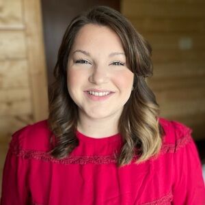 Hi, Welcome to My Closet 🖤